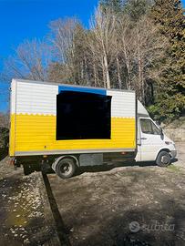 Furgone Centinato Mercedes