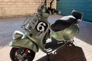 Vespa 300 gts 6 Giorni