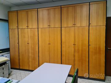 ARMADIO da ufficio 8 ante con Sopralzo