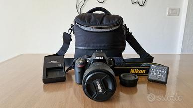 Nikon D5200 + Obiettivo 18-105 & Accessori