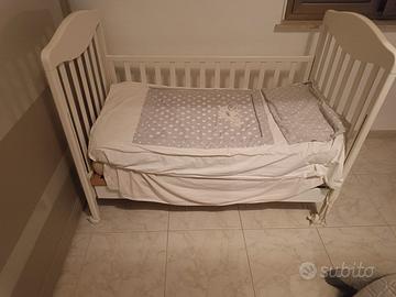 Culla e fasciatoio cassettiera