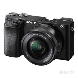 Sony a6100 con 16-50mm F3.5-5.6 OSS II Sony Italia