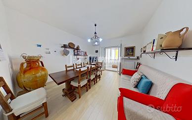 AMPIO APPARTAMENTO 3 VANI+ BOX