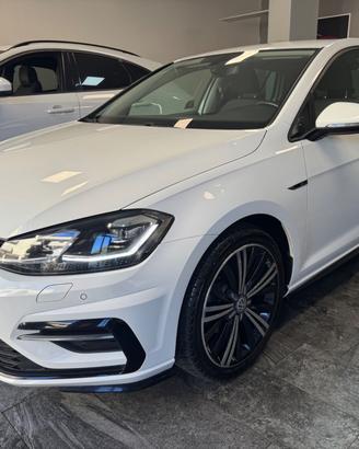 VOLKSWAGEN GOLF 7.5 2.0 TDI 150 CV DSG R-LINE