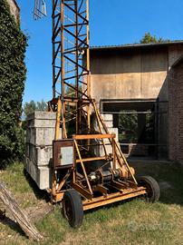 Gru a torre BENAZZATO 20 m - Completa di documenta