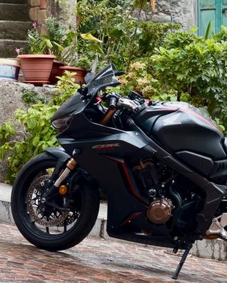 Cbr 650r nero opaco 2021