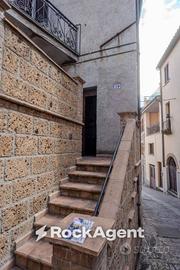 Appartamento di 184 m² con 5 locali a Proceno