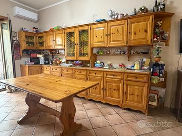 cucina in pino russo massello, 430 cm
