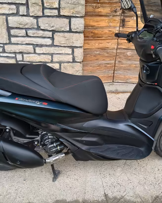 Beverly 300 S HPE
