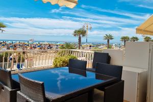 Appartamento fronte mare