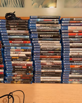 giochi PS4 i prezzi e titoli sono in foto 