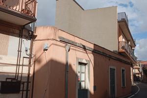 Casa terrana indipendente