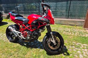 Ducati Multistrada 1000DS 