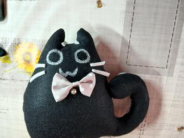 Gatto pupazzo