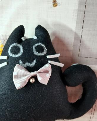 Gatto pupazzo