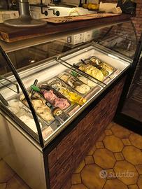vetrina gelato 9 gusti