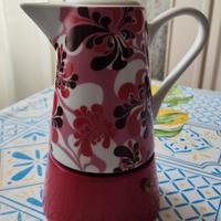 caffettiera e sei tazzina