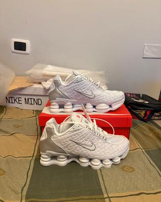 Nike shox