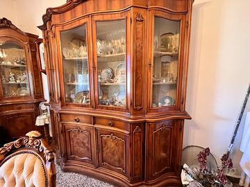 Credenza splendida