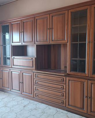 Mobile sala/cucina completo con vetrine 