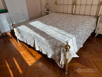 Letto matrimoniale in ottone