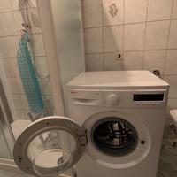 Lavatrice AKAI 6 kg 1000 giri