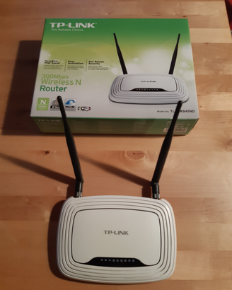 Router Wireless TP-LINK TL-WR841ND