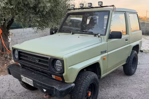 Daihatsu rocky 1987