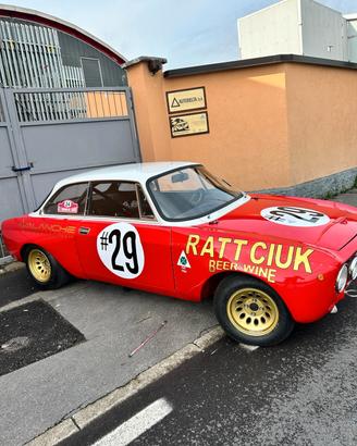 Motore Alfa Romeo gt Giulia spider  serie 105