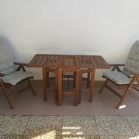 mobili da giardino Ikea + ombrellone