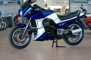 Kawasaki GPZ 900 R 1985 FMI GPZ900
