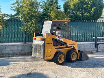 P90 Mini pala 15 q.li Komatsu con Joystick