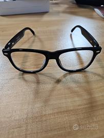 Occhiali smart con speaker e microfono