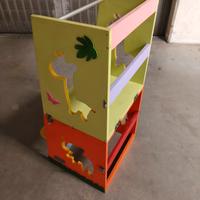 Torre Montessori e banchetto