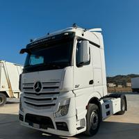 Trattore stradale mercedes actros 1845