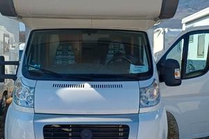 CAMPER WEINSBERG - Knaus METEOR 680 CON GARAGE