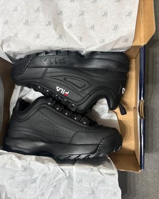 Scarpe FILA nuove n.37