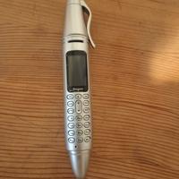 Cellulare/penna/radio/torcia