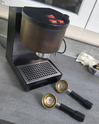 Macchina da caffè a cialde e polvere