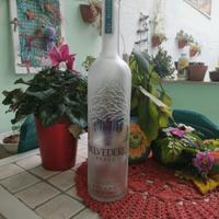 bottiglia magnum Vodka Belvedere lampada