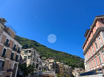 MONOLOCALE A CASTELLAMMARE DI STABIA