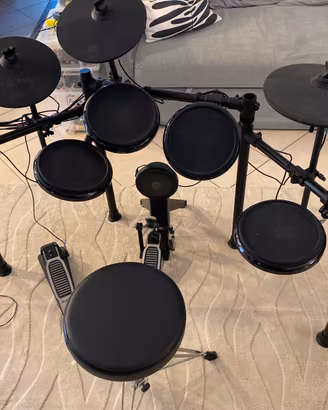 Batteria Elettronica Alesis NITRO + Midi 2 USB