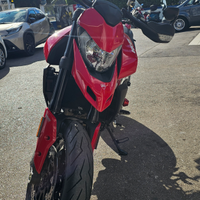 Ducati hypermotard 950