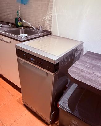 Lavastoviglie Whirlpool 45 cm classe B