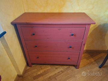 Cassettiera Comò IKEA HEMNES Legno massiccio rosso