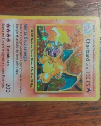 Charizard 2016 holo
