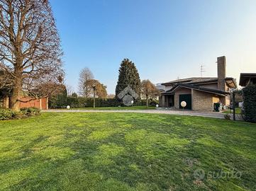 VILLA SINGOLA A VIGONOVO