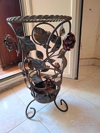 Portaombrelli in ferro battuto 