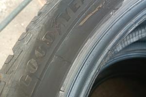 n .4 gomme 225/50/18 