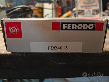 Pastiglie freno nuove e pinza posteriore completa